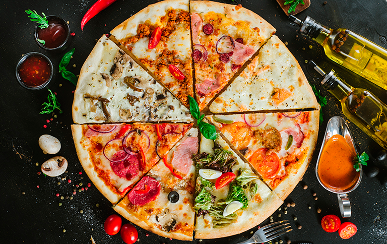 pizza-hecha-de-varios-tipos-de-pizza-02 (1)